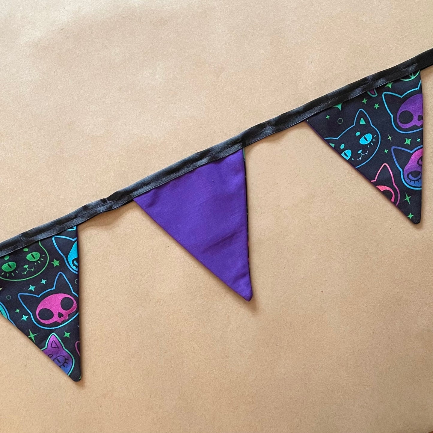 Witchy Kitties - Mini Eco Bunting