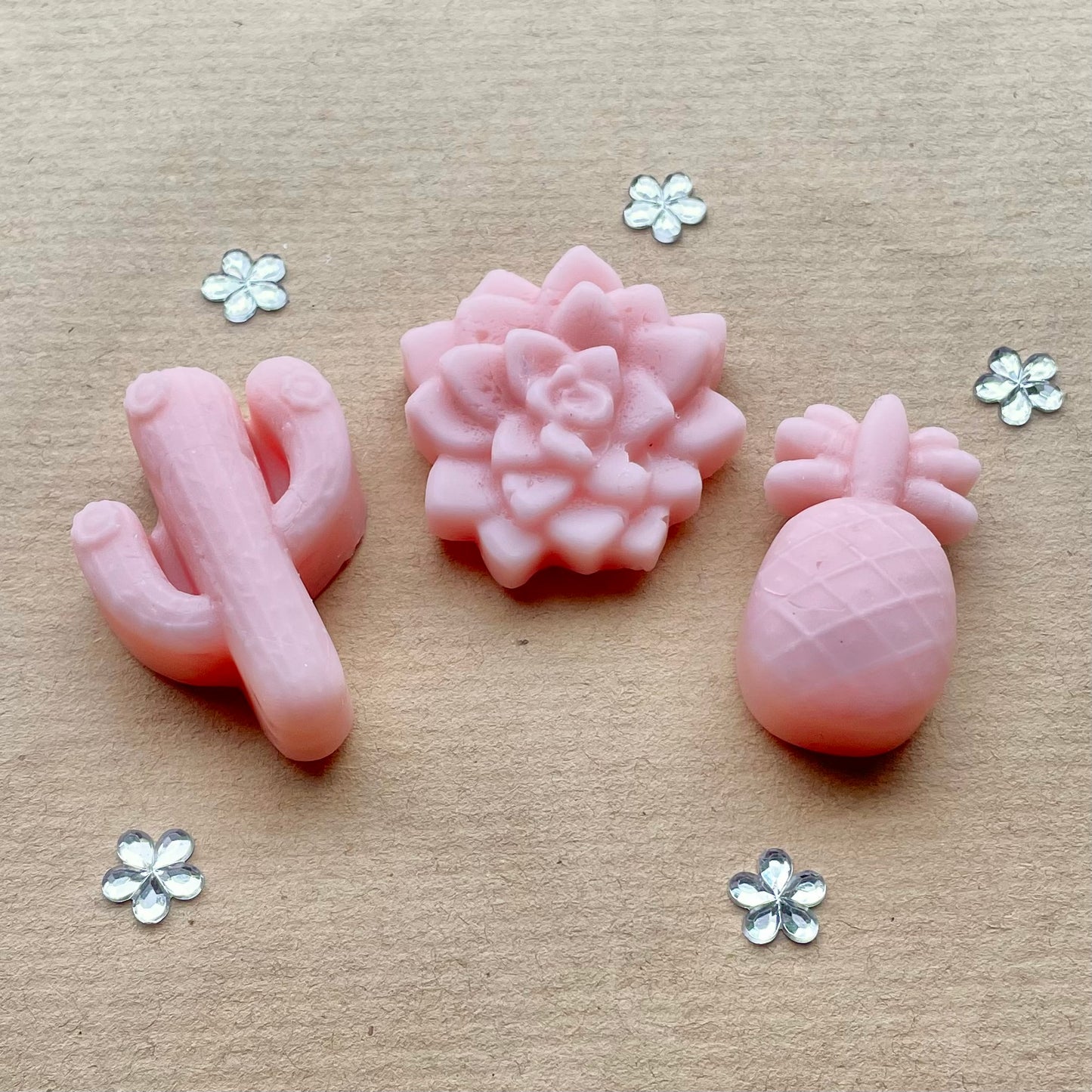 White Peach - Recycled Wax Melts in Assorted Shapes (3x)